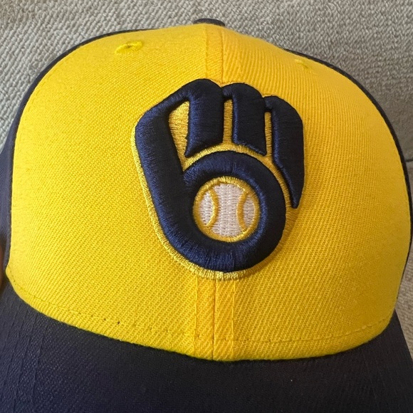 Milwaukee Brewers hat/Cap 9forty New Era adjustable - Picture 9 of 10